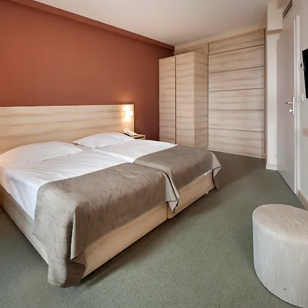 Materada Plava Laguna ホテル 3*