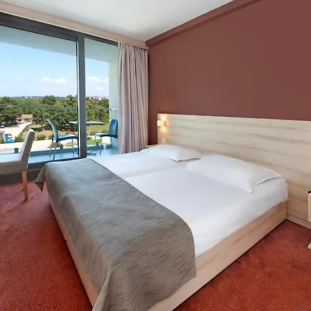Materada Plava Laguna ホテル 3*