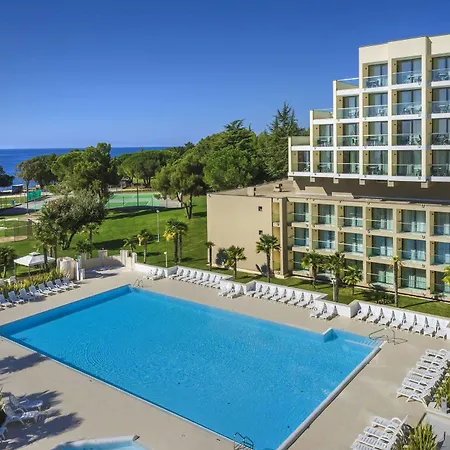 Materada Plava Laguna ホテル 3*