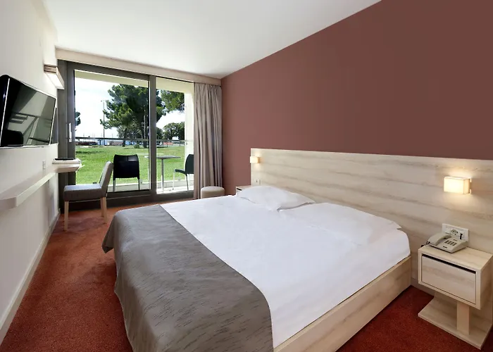 Materada Plava Laguna