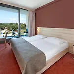 Materada Plava Laguna Hotell 3*