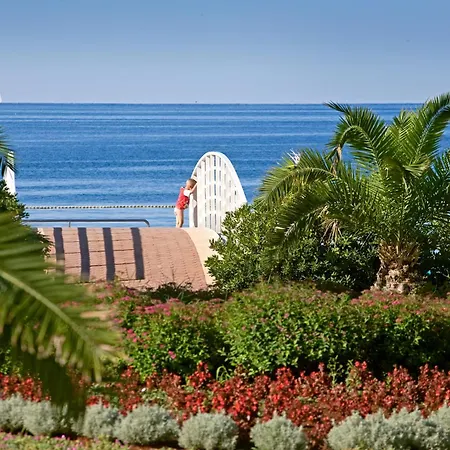 Materada Plava Laguna מלון 3*
